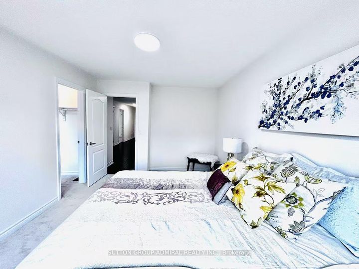 Photo 31 at 81 Livante Court, Victoria Square, Markham