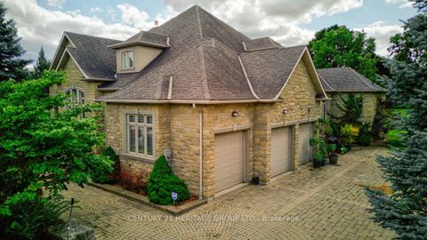 Photo 5 at 12 Prince Adam Court, Rural King, King