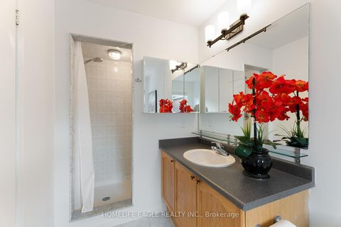 Photo 30 at 90 Barnwood Drive, Oak Ridges Lake Wilcox, Richmond Hill