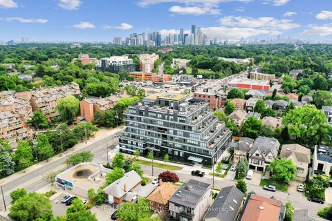 Photo 1 at 201 - 355 Bedford Park Avenue, Nortown, Toronto