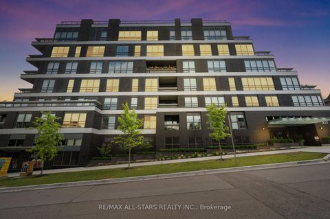 Photo 3 at 201 - 355 Bedford Park Avenue, Nortown, Toronto