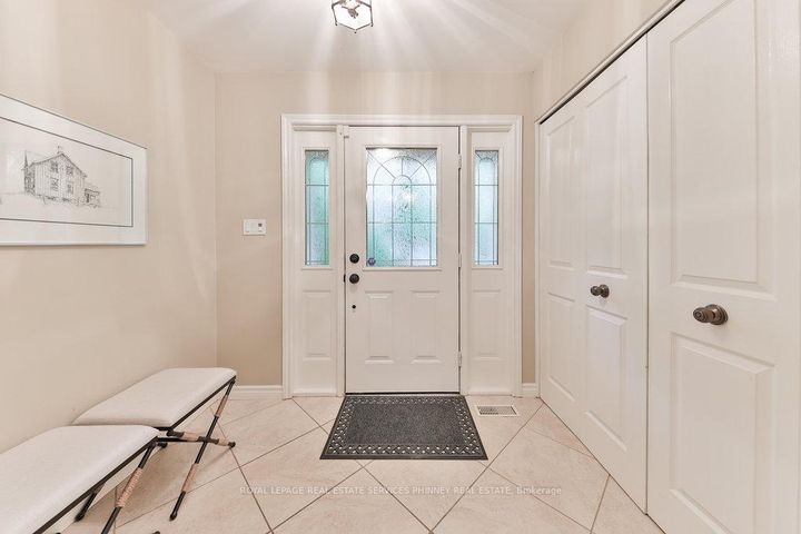 Photo 3 at 1174 Whiteoaks Avenue, Lorne Park, Mississauga