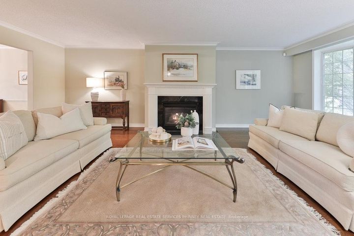Photo 5 at 1174 Whiteoaks Avenue, Lorne Park, Mississauga