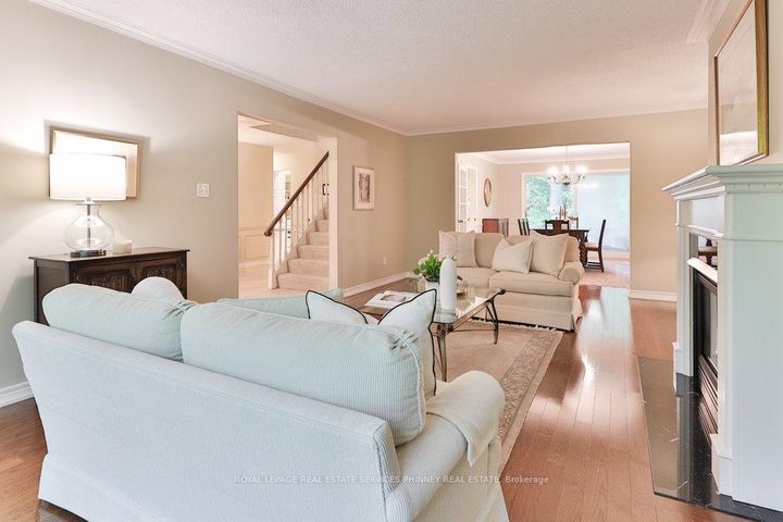 Photo 8 at 1174 Whiteoaks Avenue, Lorne Park, Mississauga