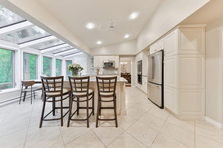 Photo 13 at 1174 Whiteoaks Avenue, Lorne Park, Mississauga