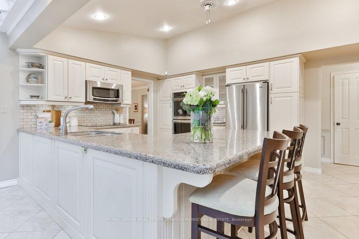 Photo 14 at 1174 Whiteoaks Avenue, Lorne Park, Mississauga