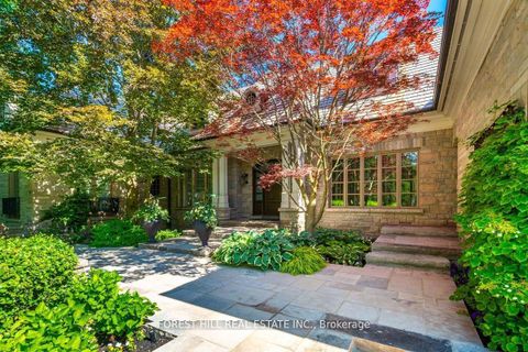 Photo 2 at 89 Old Colony Road, Windfields, Toronto