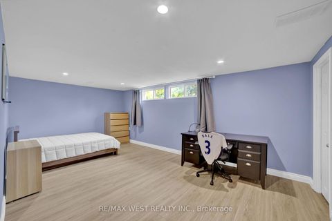 Photo 11 at 1143 Shaw Street, WO West, Oakville