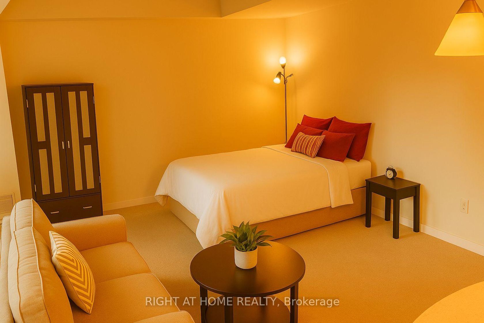 2404 - 18 Yonge Street, Waterfront Communities C1, Toronto  by Loree Meneguzzi Real Estate 2404 - 18 Yonge Street, Waterfront Communities C1, Toronto