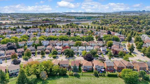 Photo 38 at 16 Reed Drive, Central, Ajax