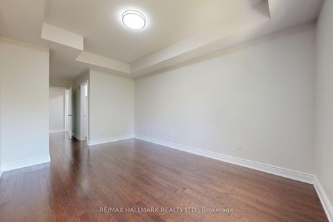 Photo 20 at 138 Olde Bayview Avenue, Oak Ridges Lake Wilcox, Richmond Hill