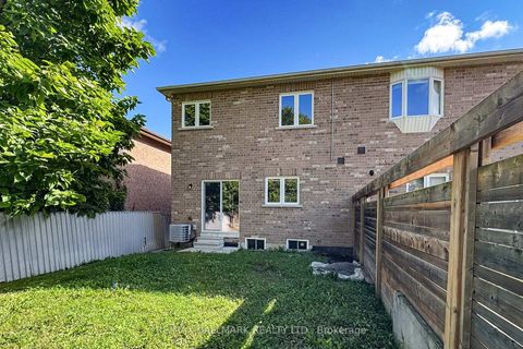 Photo 34 at 138 Olde Bayview Avenue, Oak Ridges Lake Wilcox, Richmond Hill