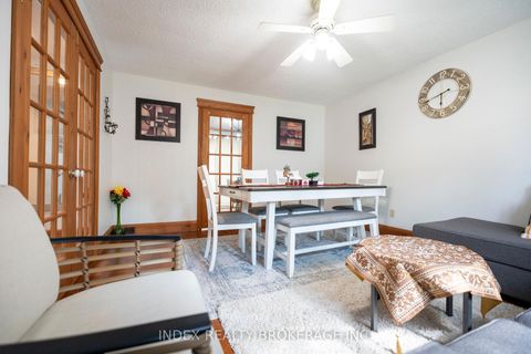 Photo 12 at 1073 Kent Avenue E, CP College Park, Oakville