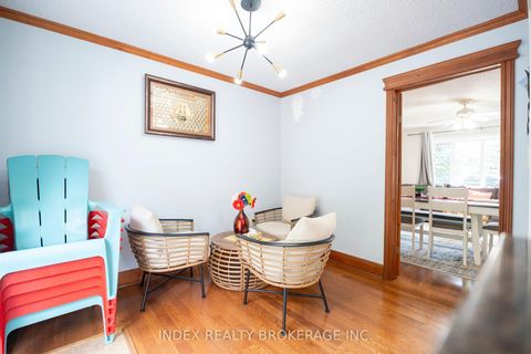 Photo 14 at 1073 Kent Avenue E, CP College Park, Oakville