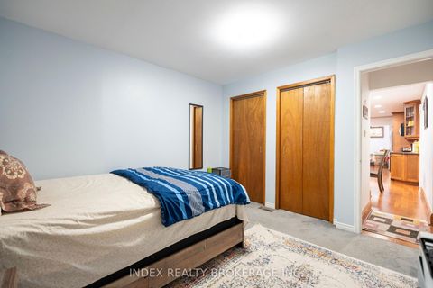 Photo 25 at 1073 Kent Avenue E, CP College Park, Oakville