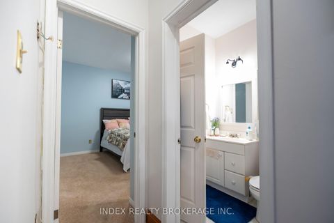 Photo 27 at 1073 Kent Avenue E, CP College Park, Oakville