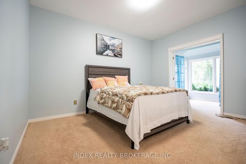 Photo 31 at 1073 Kent Avenue E, CP College Park, Oakville