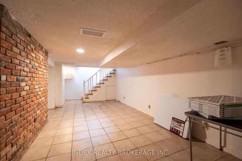 Photo 40 at 1073 Kent Avenue E, CP College Park, Oakville