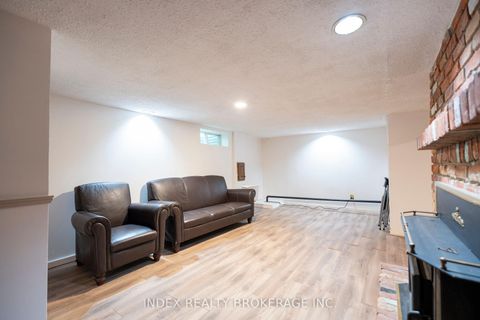 Photo 41 at 1073 Kent Avenue E, CP College Park, Oakville