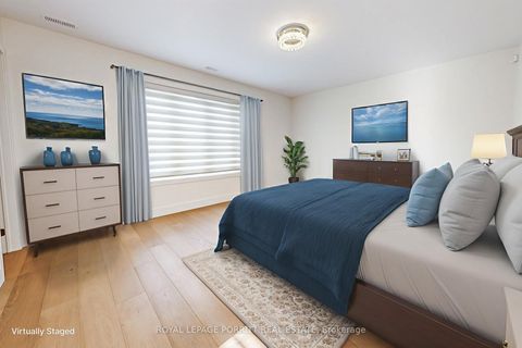 Photo 5 at 94 Edgecroft Road, Queensway, Toronto