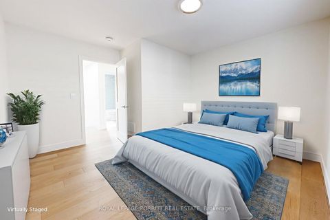 Photo 7 at 94 Edgecroft Road, Queensway, Toronto