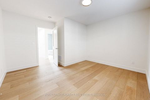 Photo 27 at 94 Edgecroft Road, Queensway, Toronto