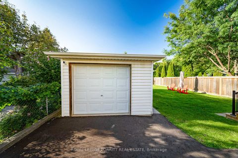 Photo 43 at 94 Edgecroft Road, Queensway, Toronto