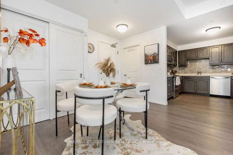 Photo 6 at 418 - 420 William Graham Drive, Rural Aurora, Aurora