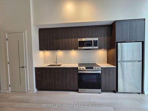 Photo 3 at 504 - 357 King Street W, Waterfront Communities C1, Toronto