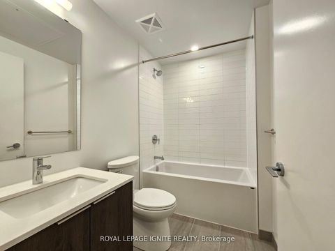 Photo 7 at 504 - 357 King Street W, Waterfront Communities C1, Toronto