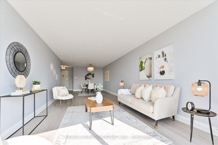 Photo 14 at PH02 - 45 Huntingdale Boulevard, L'Amoreaux, Toronto
