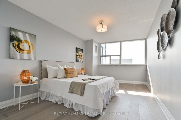 Photo 25 at PH02 - 45 Huntingdale Boulevard, L'Amoreaux, Toronto