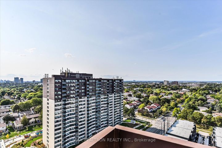 Photo 30 at PH02 - 45 Huntingdale Boulevard, L'Amoreaux, Toronto
