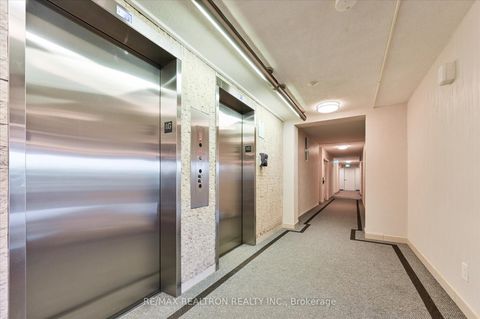 Photo 3 at PH02 - 45 Huntingdale Boulevard, L'Amoreaux, Toronto