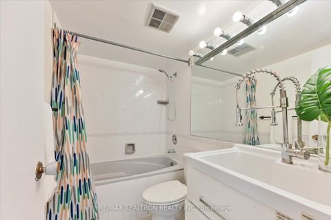 Photo 27 at PH02 - 45 Huntingdale Boulevard, L'Amoreaux, Toronto