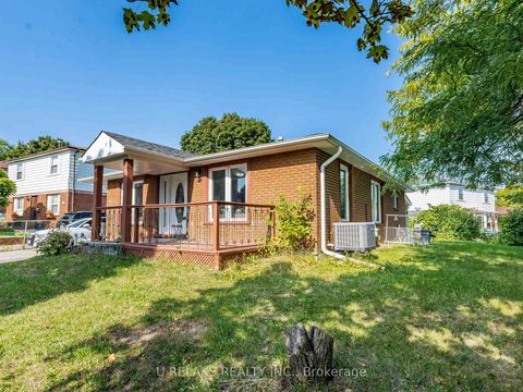 Photo 1 at 82 Crow Trail, Malvern, Toronto