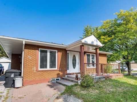 Photo 3 at 82 Crow Trail, Malvern, Toronto