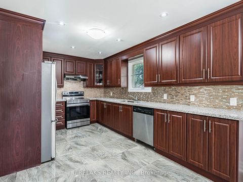 Photo 11 at 82 Crow Trail, Malvern, Toronto