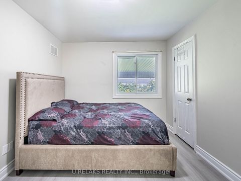 Photo 21 at 82 Crow Trail, Malvern, Toronto
