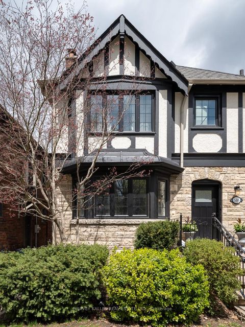 Photo 1 at 516 St Clements Avenue, Forest Hill North, Toronto