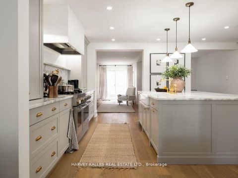 Photo 18 at 516 St Clements Avenue, Forest Hill North, Toronto