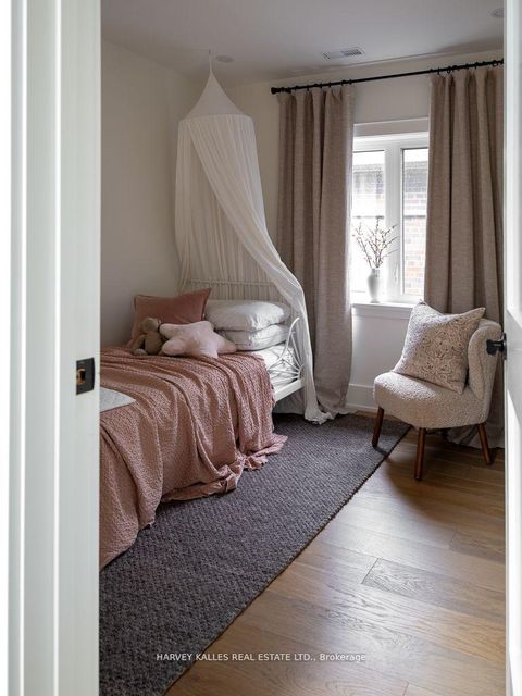 Photo 28 at 516 St Clements Avenue, Forest Hill North, Toronto