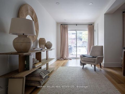 Photo 31 at 516 St Clements Avenue, Forest Hill North, Toronto