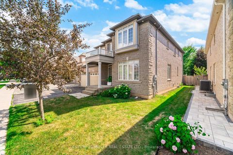 Photo 2 at 2098 Wildfel Way, BC Bronte Creek, Oakville