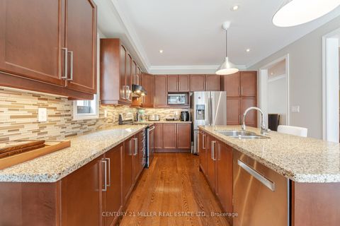 Photo 5 at 2098 Wildfel Way, BC Bronte Creek, Oakville