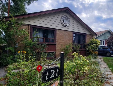 Photo 0 at 121 Pandora Circle, Woburn, Toronto