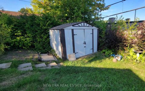 Photo 6 at 121 Pandora Circle, Woburn, Toronto