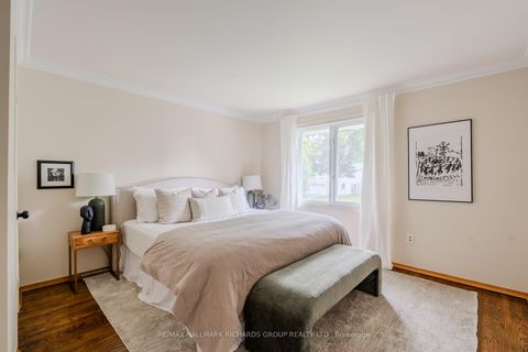 Photo 18 at 30 Skyview Crescent, Henry Farm, Toronto