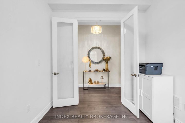 Photo 7 at 199 Granite Ridge Trail, Waterdown, Hamilton