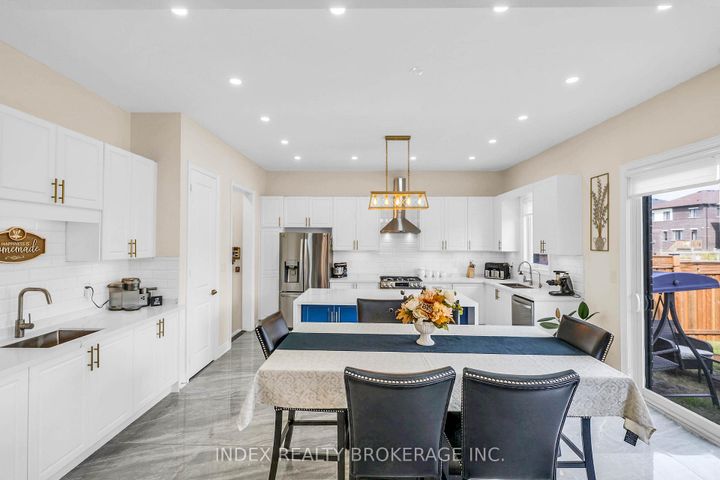 Photo 13 at 199 Granite Ridge Trail, Waterdown, Hamilton